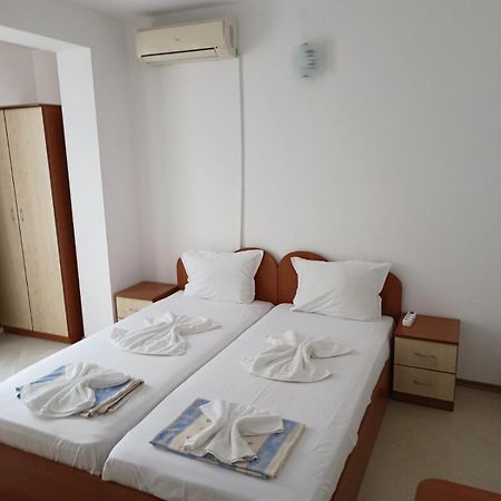 Guest House Ralitsa Pomorie Eksteriør billede