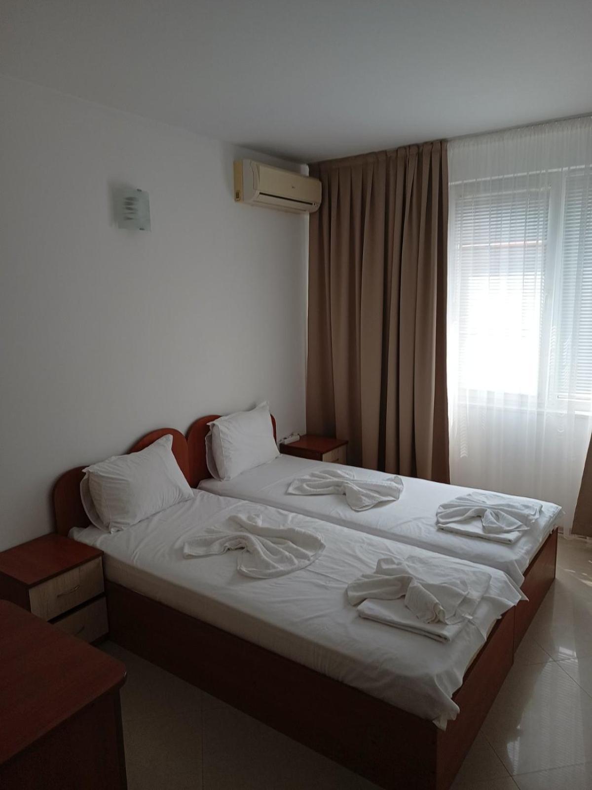 Guest House Ralitsa Pomorie Eksteriør billede